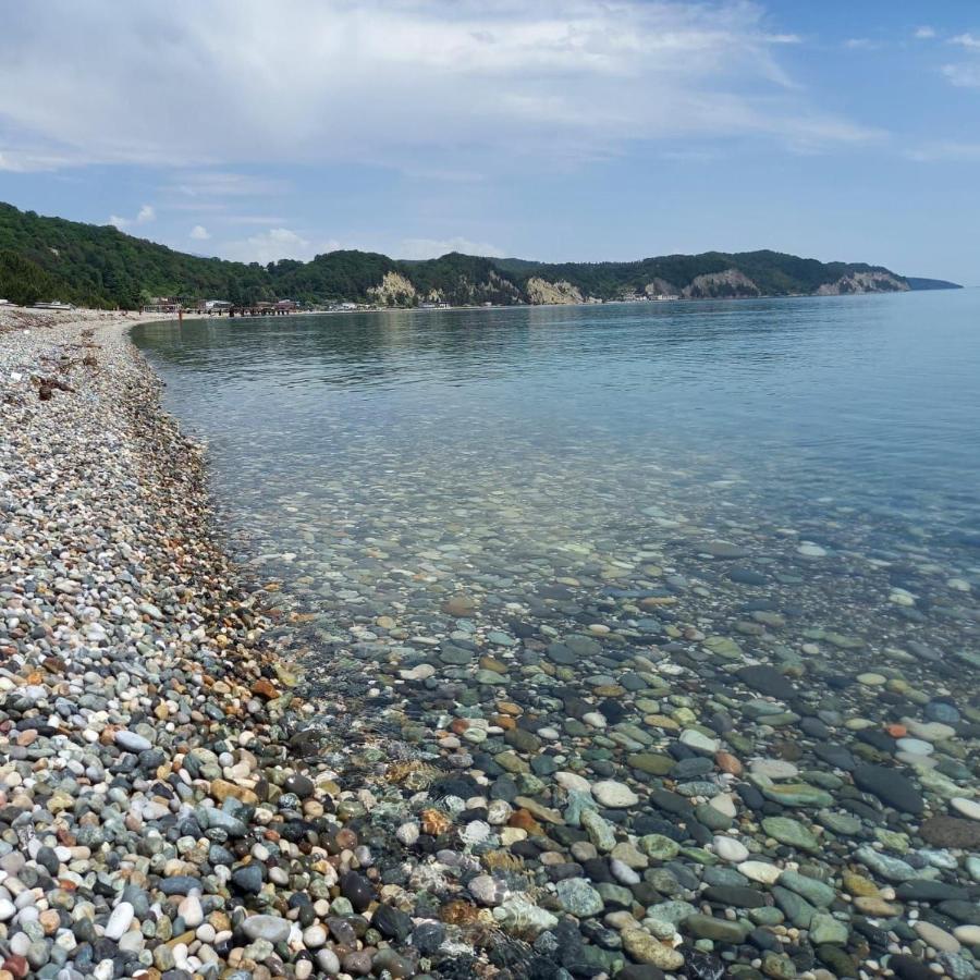 Мини отель БУНГАЛО Пицунда Экстерьер фото